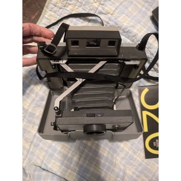 Polaroid Land Camera 320, 220, One Step Close Up, Pronto S. All Are Untested - Picture 3 of 9